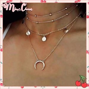 2/$25🍒 FOUR Tier Gold Moon Necklace